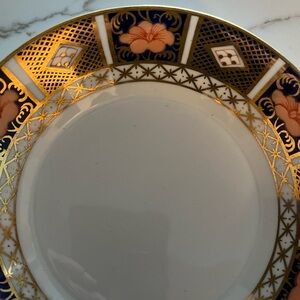 Six plates total
RoyalCrownDerby,Imari pattern.Two 8 in.plates& four7 in.plates.
